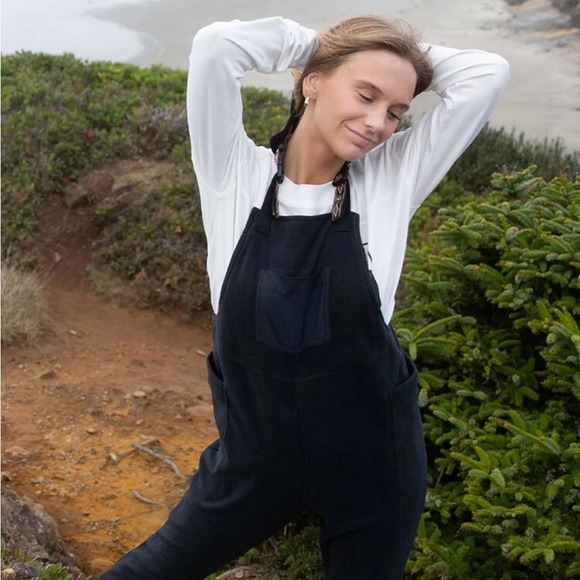 Kavu Pocatello Black Fleece Overalls NWT - Picture 3 of 3